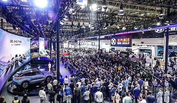 BEIJING品牌焕新  北汽集团北京车展“主场SHOW” 