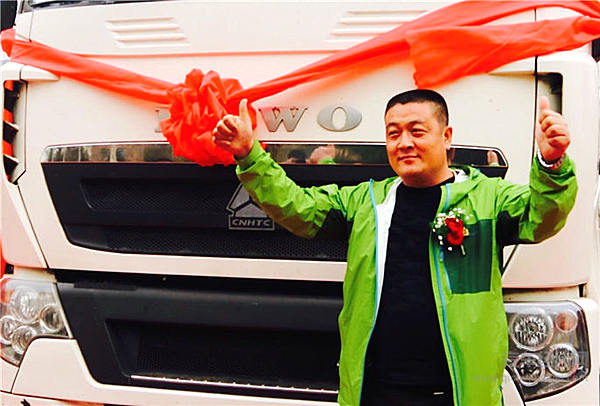 怎么用重汽豪沃 跑百万公里赚百万收益