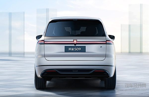 2025年中大型SUV盘点：国产车是主力 清一色的新能源