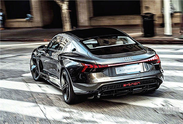 混动不再是新能源 纯电动汽车或将一家独大！