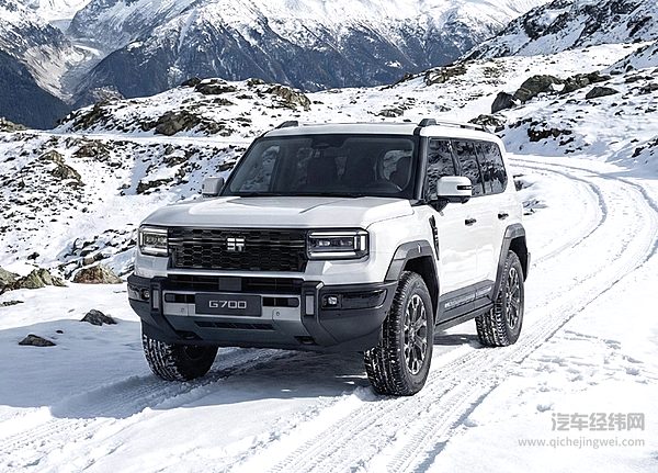 插混高端越野车二选一 捷途纵横G700与坦克700谁更强？
