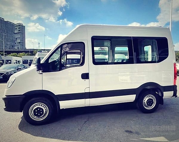 比面包车多装30%货 还省油耗！超市老板算透欧胜品价比