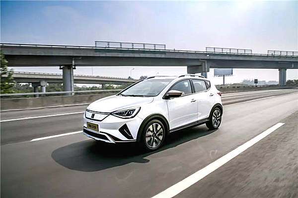 400公里续航12.8万起售 思皓玩出年轻范儿！