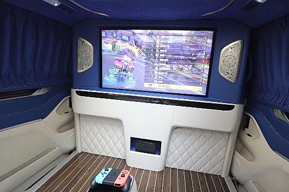 什么是汽车定制文化爱好者的“快乐星球”？ 上汽大通MAXUS成都车展亮相18款车型