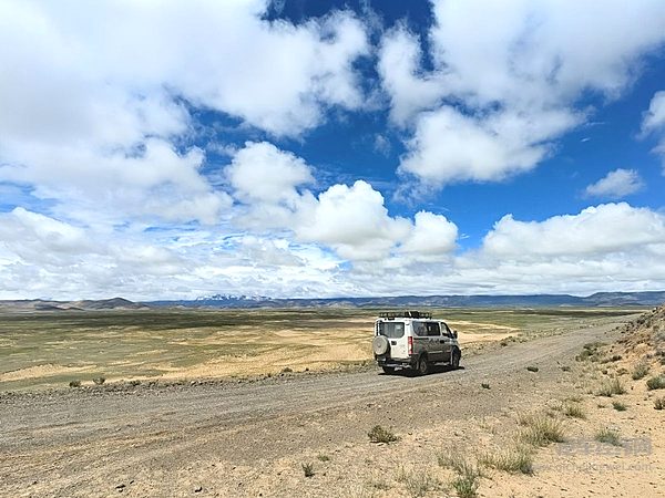 山哥：烂路难行？不存在的 欧霸·山海干的就是烂路！