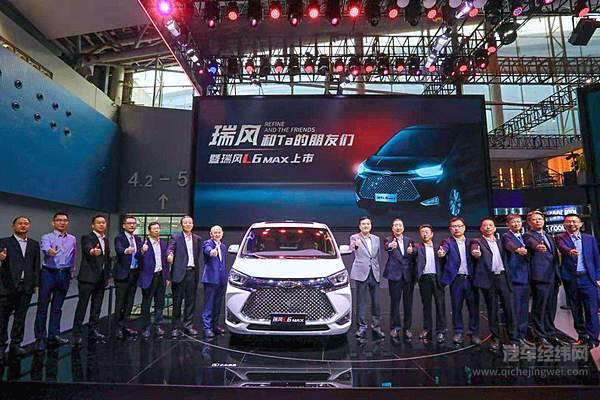 自主MPV冲击高端化 江淮瑞风L6 MAX能否打破“大面包”的刻板印象？