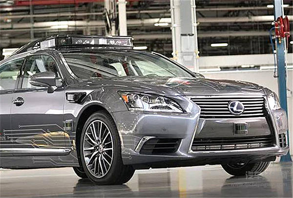 丰田TRI第三款自动驾驶测试车