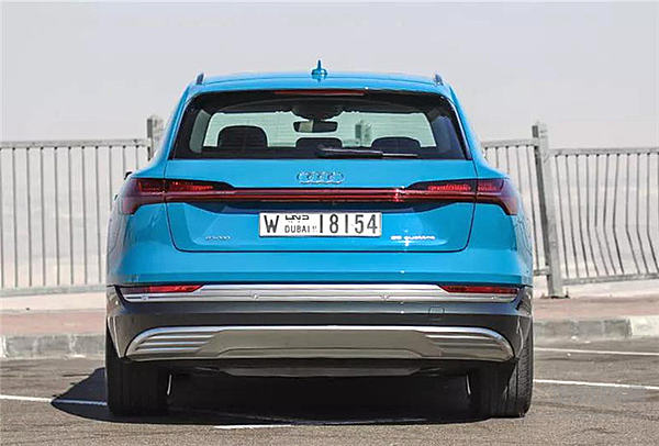 比Model X便宜！奥迪e-tron国外公布售价，科技感十足