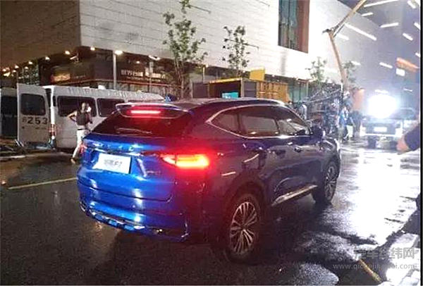 哈弗F7内饰细节图曝光 采用全新样式电子挡把