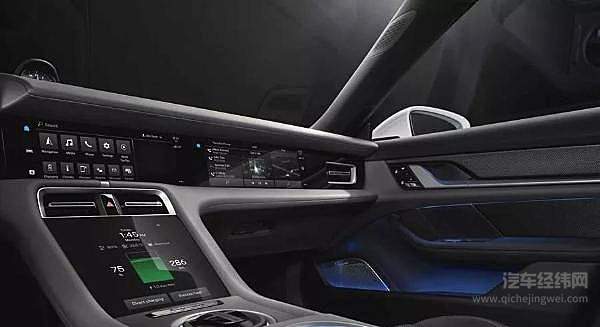 保时捷Taycan全球首发 正面杠特斯拉！