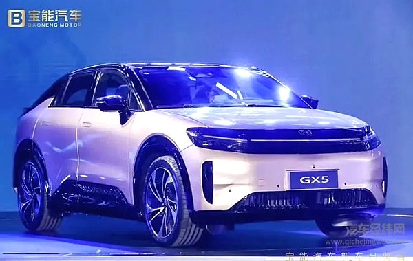 历经裁员、关店 它还没有倒下！