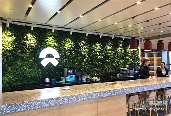 old school 才自建工厂，新造车早已放飞自我