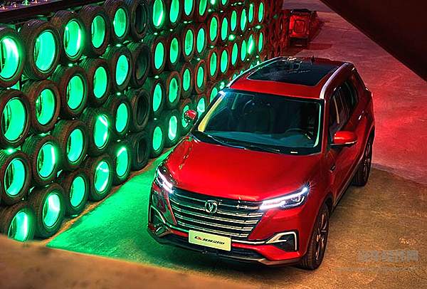 年终销量冲刺模式开启 长安汽车再添新SUV！