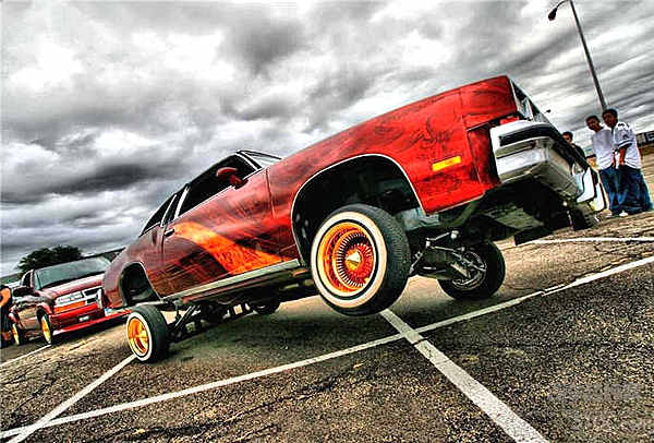 跳舞是件会上瘾的事情 就连汽车也是如此