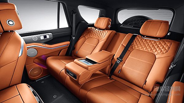 插混高端越野车二选一 捷途纵横G700与坦克700谁更强？