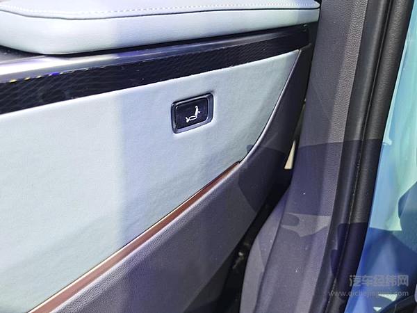 【原创】MIFA 9高端MPV量产还原概念车 上汽大通MAXUS领跑新赛道