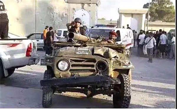 就着今天这个日子，我们来聊聊中国的军车