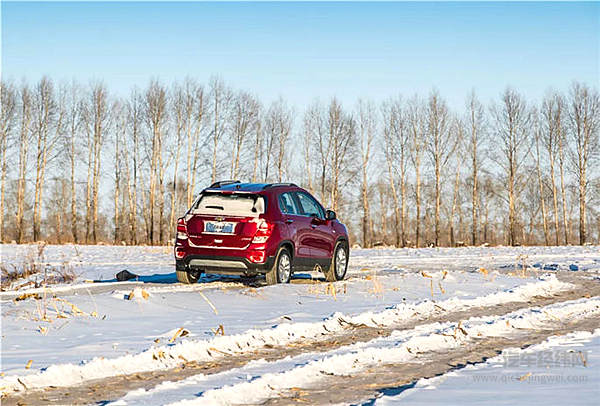 零下35°极寒挑战 雪佛兰以优美舞姿征服白色舞台