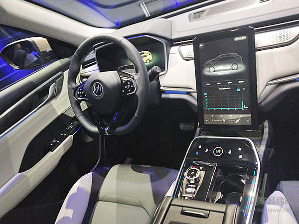 智行2.0版威马EX5 更智能 补贴后12.98万起售 ！