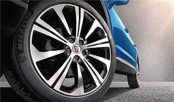 19.58万起售 荣威RX5 eMAX开启新能源征程！