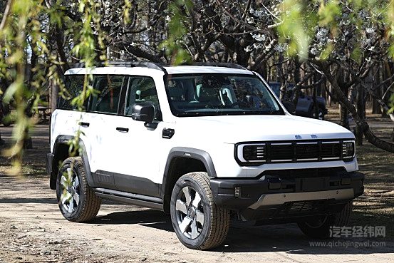 BJ40增程上市一周年：平均每10分钟新增一位车主 累计里程绕地球8500圈