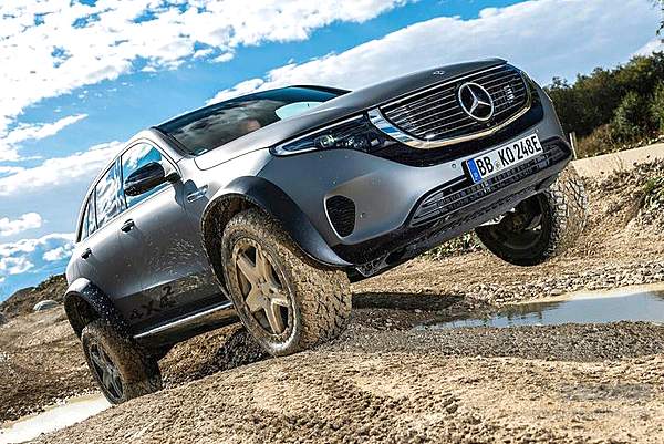 奔驰：有些车可以不卖 但是“山头”一定要占