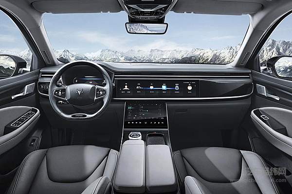 从ARCFOX αT来看 为何高端就要纯电？