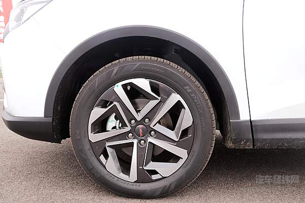 中国重汽·VGV U75PLUS重庆发车 零百加速仅需8秒