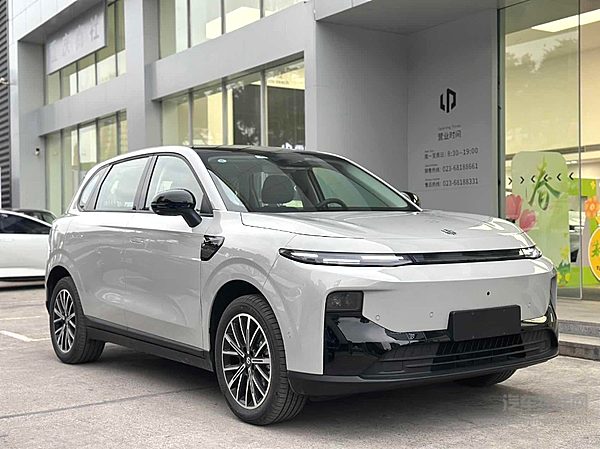 10万出头即可入手 零跑B10能否挑战海狮05 EV？