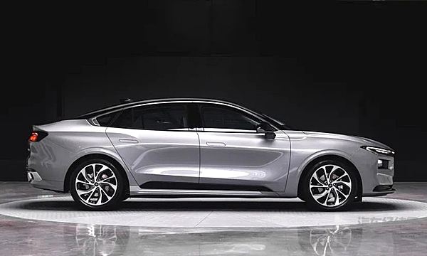 全新一代蒙迪欧姗姗来迟 在谷底徘徊的它能否借换代翻身？