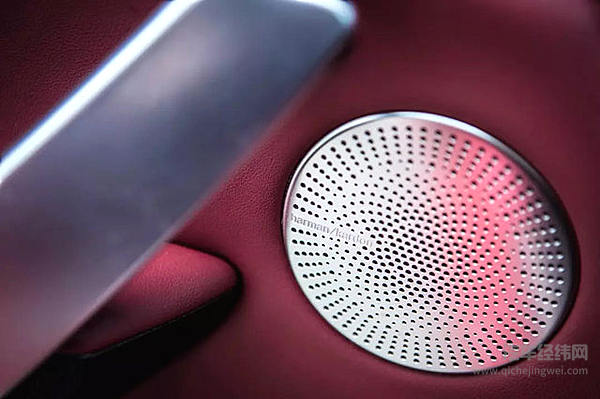 这辆车的颜值只能给九分 少一分怕TA骄傲