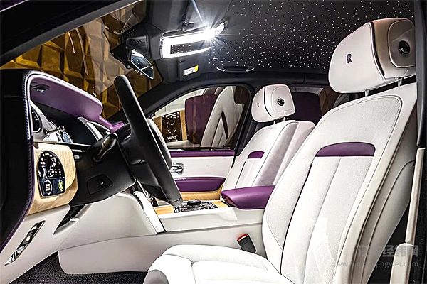 劳斯莱斯库里南MANSORY暮光紫定制版