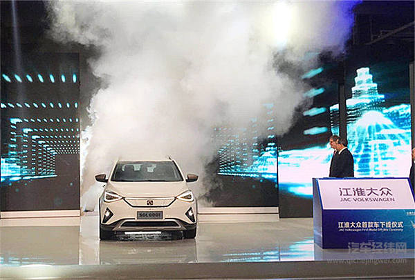 两个“老大哥”合力出击 SOL E20X自带光环！