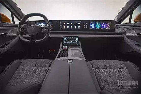 变相降价+权益升级 国家队真能赢在未来？