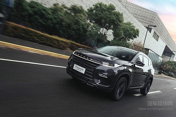 新手司机也能开着稳的SUV 星途TX超能四驱版