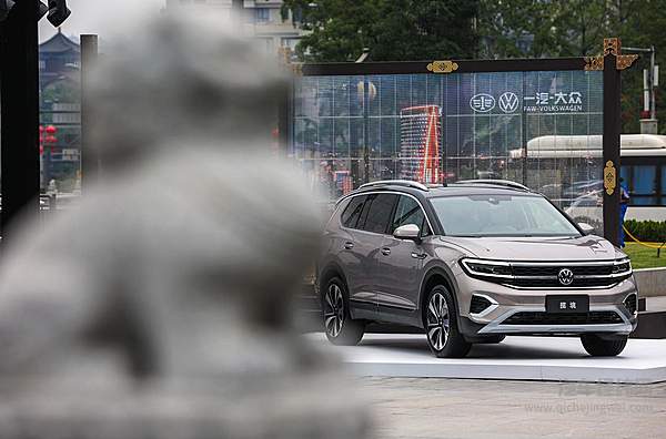 【原创】“大”成为购车新趋势！ 一汽-大众推出最大SUV揽境迎合三胎政策