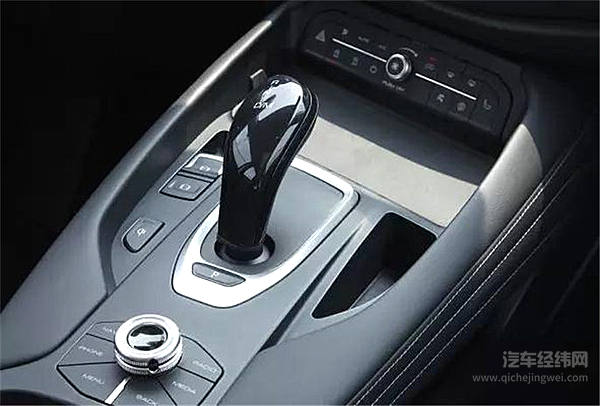 哈弗F7内饰细节图曝光 采用全新样式电子挡把