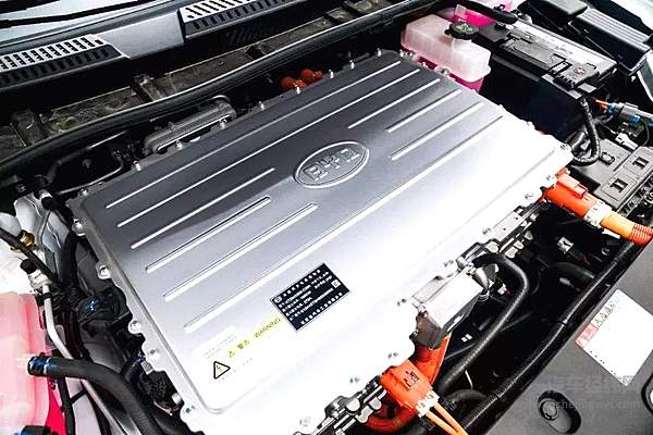 新能源车主有福了  近8万个充电桩即将新建