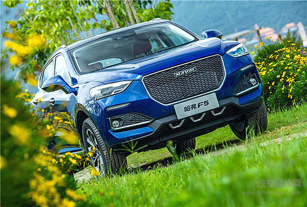 90后陷入“中年危机”？ 哈弗F5还你一个十八岁！