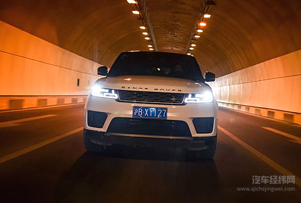 路虎终于也混动了 首试揽胜运动版P400e