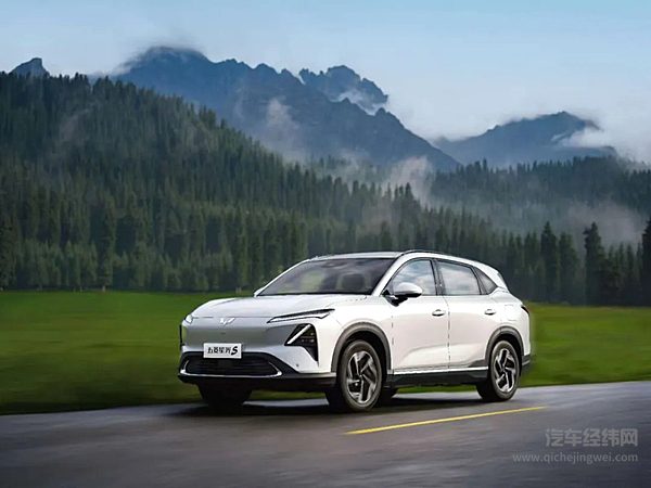 权威认证 五菱星光S斩获2024中国十佳底盘