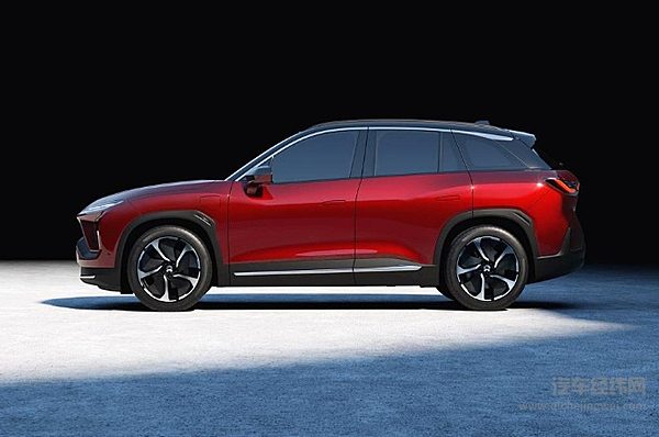 国产高端纯电动SUV二选一 是要低配的蔚来ES6还是高配的岚图FREE？