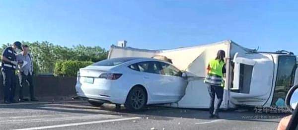 驾驶辅助黑科技=纯电车专属？ 醒醒吧孩子！