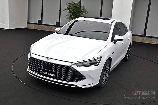 油耗不足4L 带着超级混动的比亚迪秦PLUS