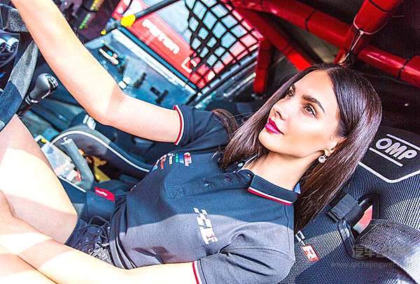 福田康明斯ISF越野拉力赛车队出征2019丝绸之路拉力赛