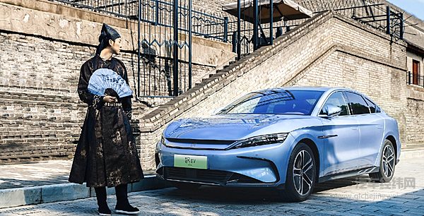 冠军版车型迅速形成气候 比亚迪不断降价、增配的原因是什么？