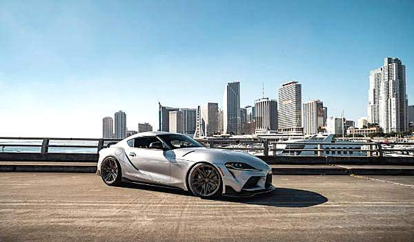 丰田A90 Supra国内正式上市 一位女车主眼中应有的模样