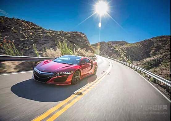 迈凯伦和法拉利推出V6车型 超跑的电气化必然要降排量吗？