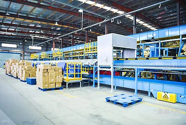 智能箱提速快遞“最后一公里”