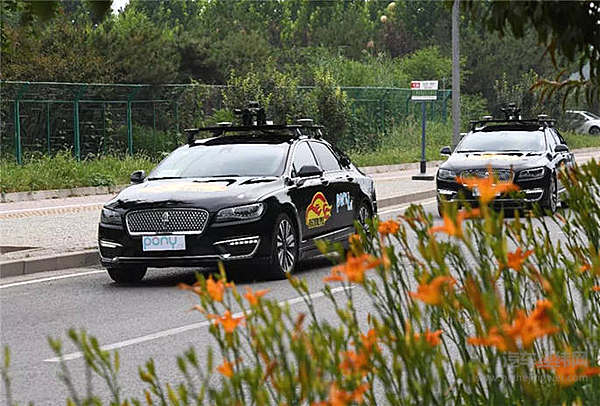 中国首家无人车独角兽诞生 小马智行完成 1.02 亿美金A1轮融资